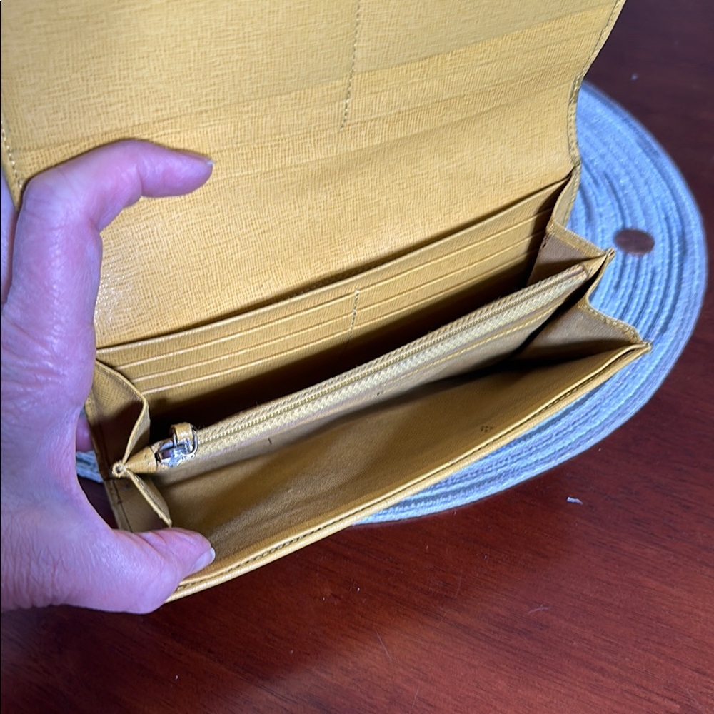 Fendi Zucca Canvas Wallet - Picture 2 of 8